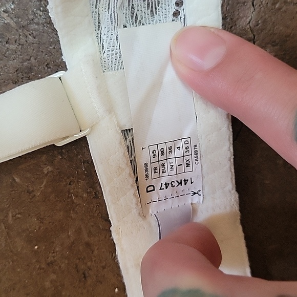 Large Bra White lace pushup bra Simone Perele 36 D - Picture 6 of 6